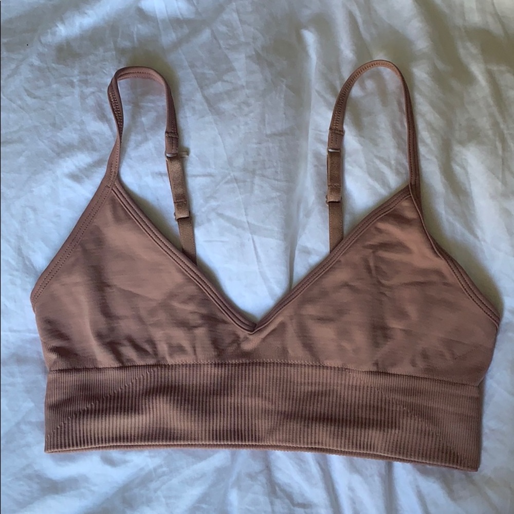 Ebb to street sports bra